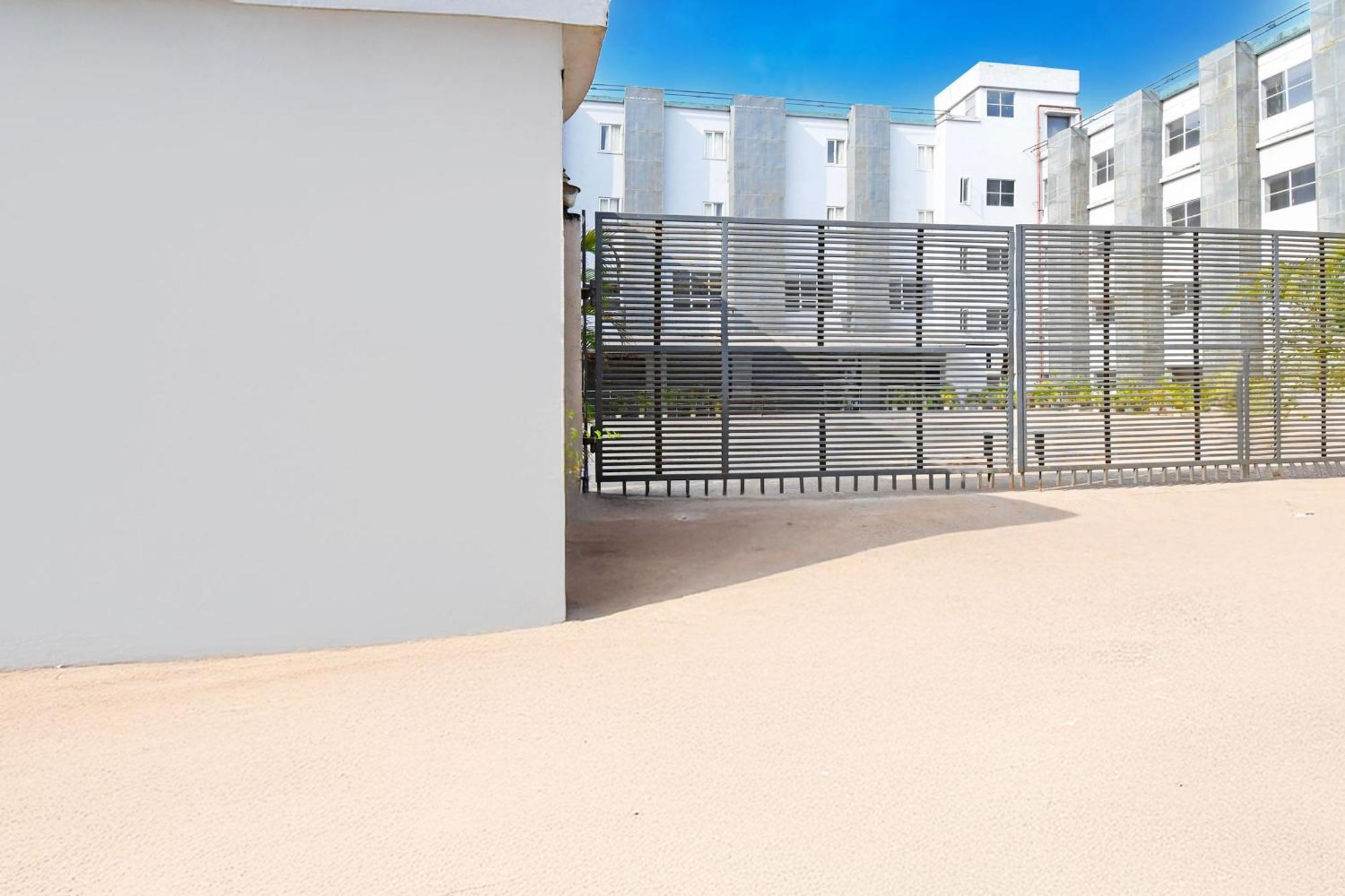 Hotel Super Townhouse Mancheswar Industrial Estate Bhubaneswar Exterior foto