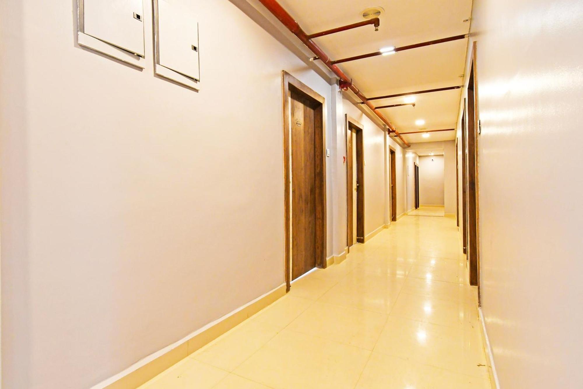 Hotel Super Townhouse Mancheswar Industrial Estate Bhubaneswar Exterior foto