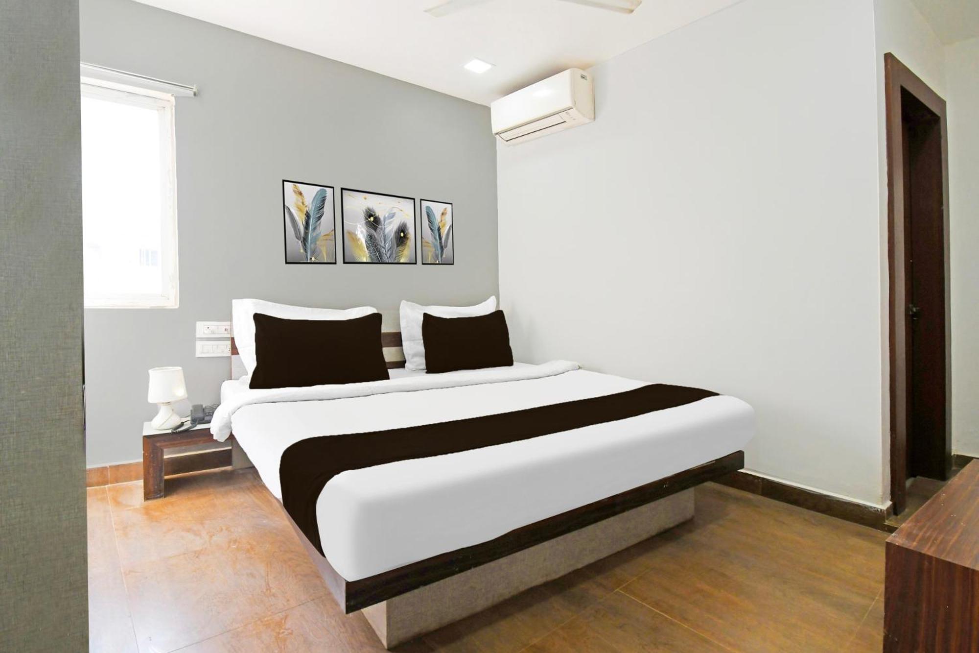 Hotel Super Townhouse Mancheswar Industrial Estate Bhubaneswar Exterior foto